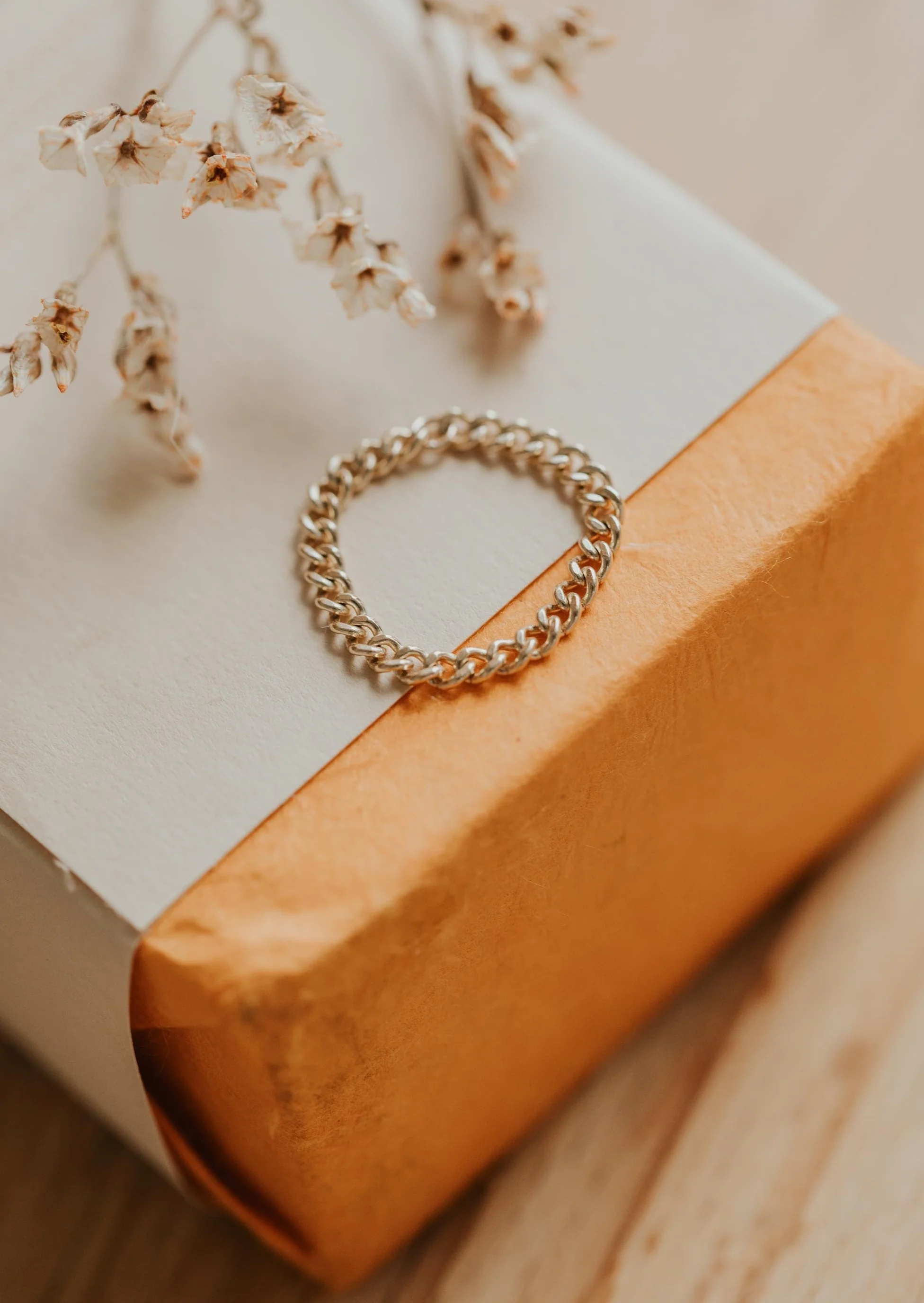 Dani Chain Ring - Image 5