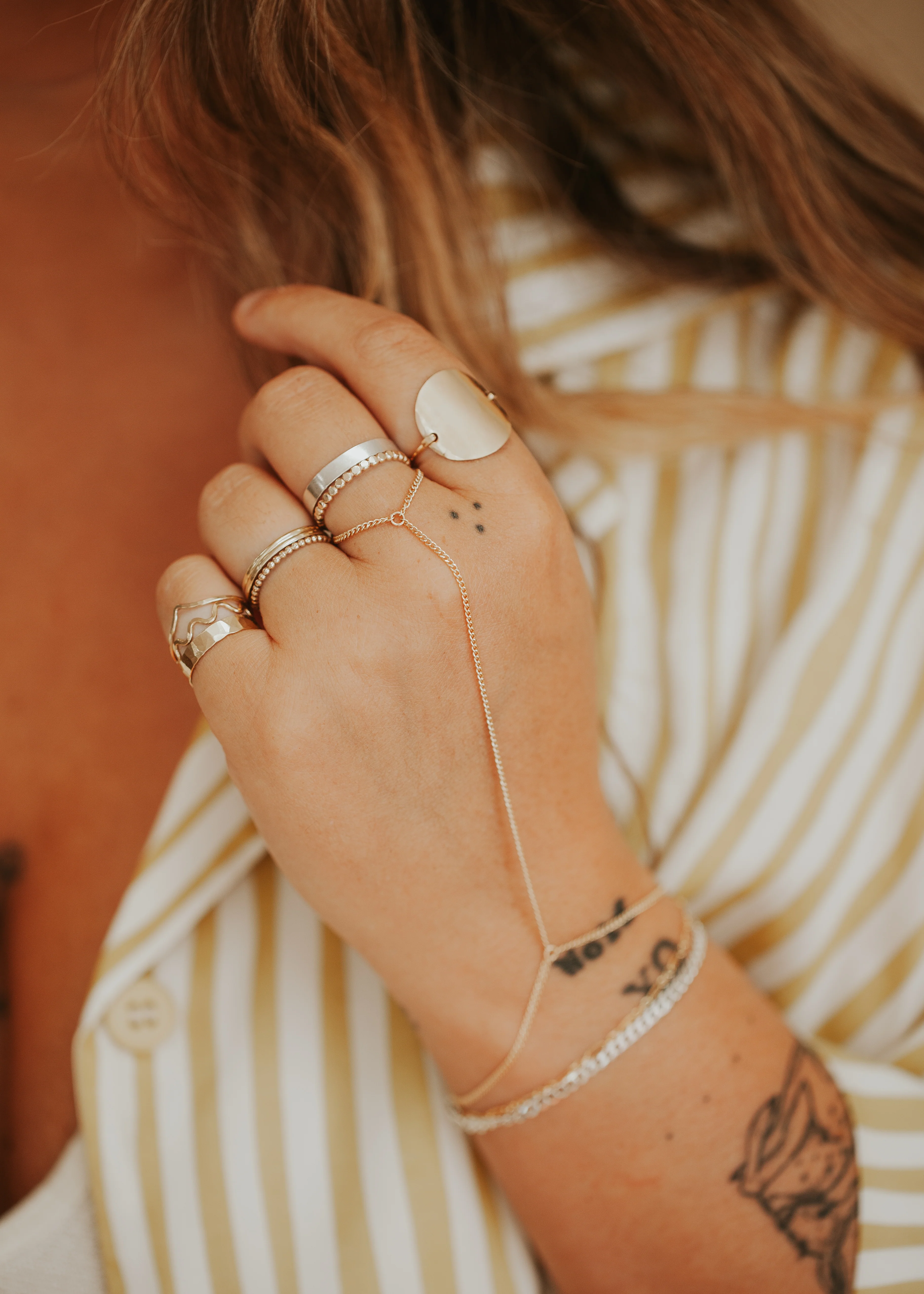 Demi Hand Chain - Image 7