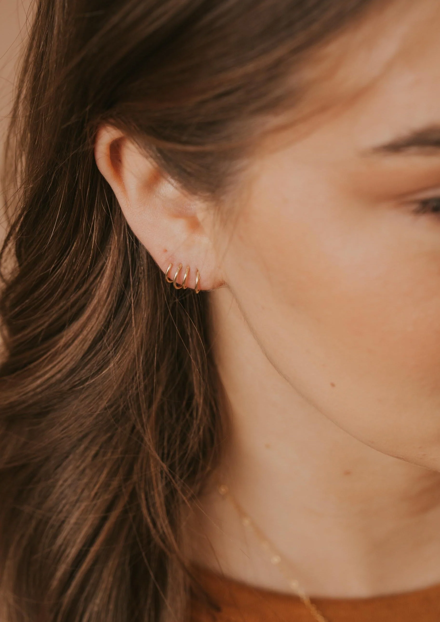 Single - Tiny Twist Earring - Image 12