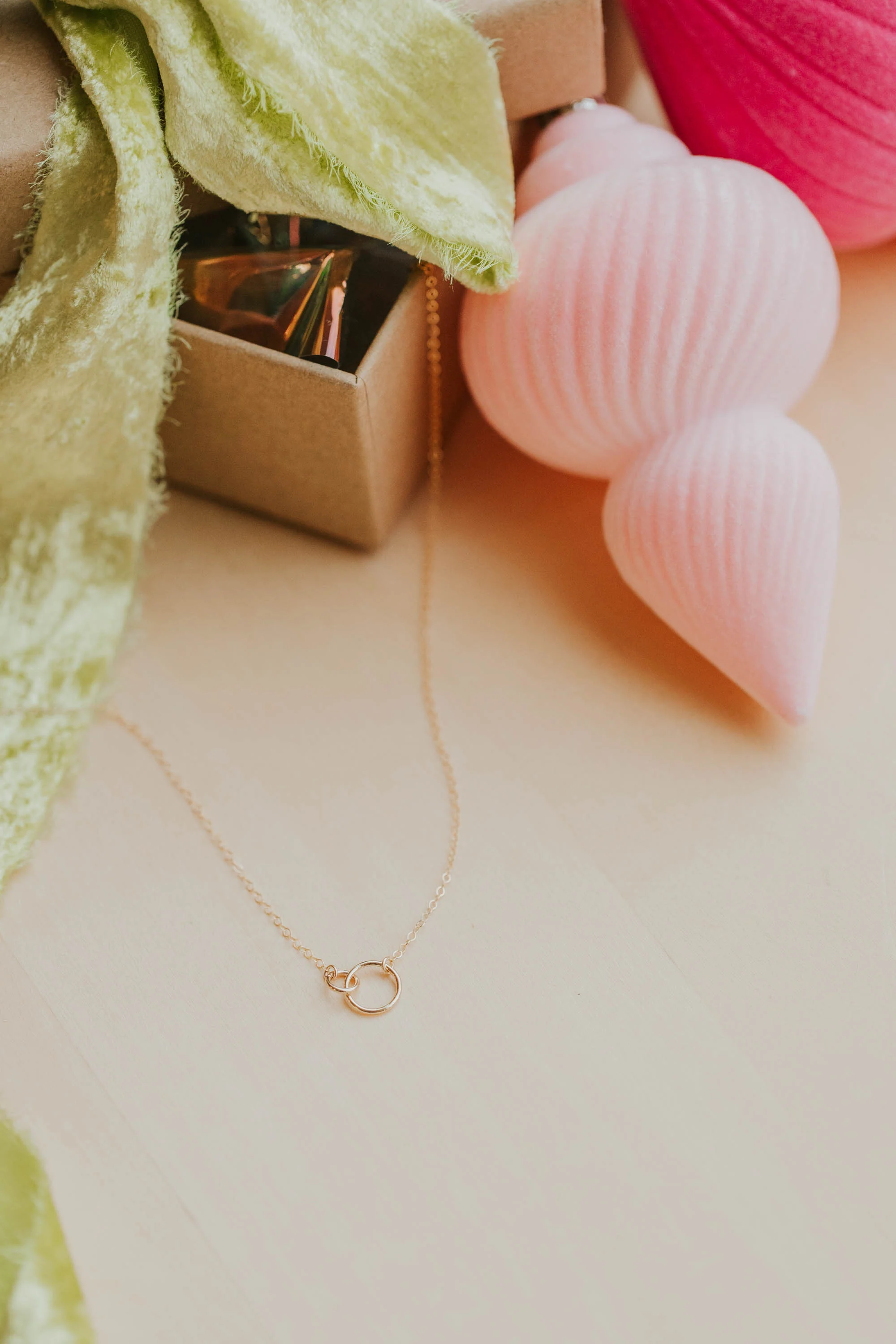 Tiny Links Necklace - Image 3